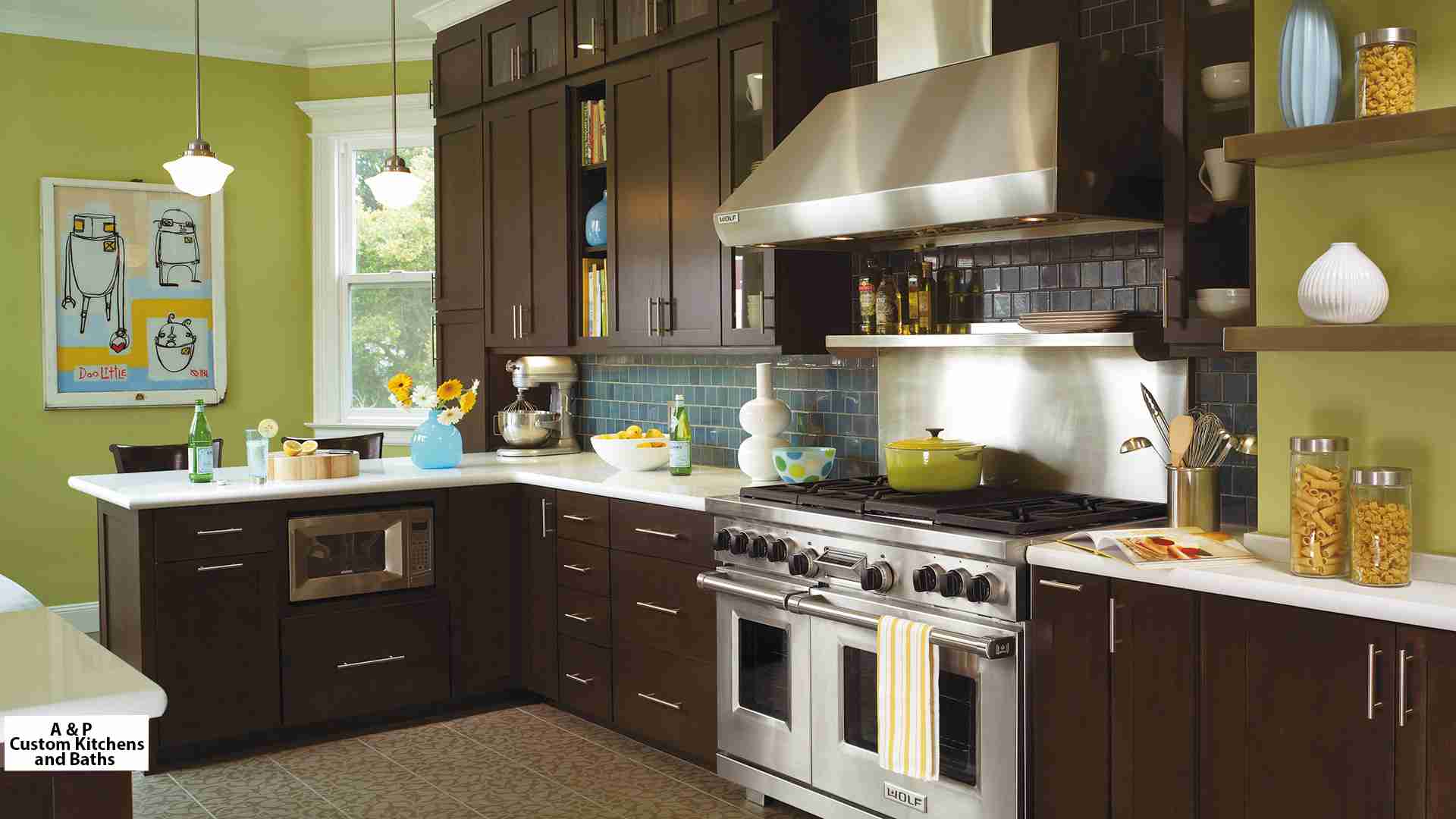 Shaker style kitchen cabinets with flat recessed panel doors and simple knobs